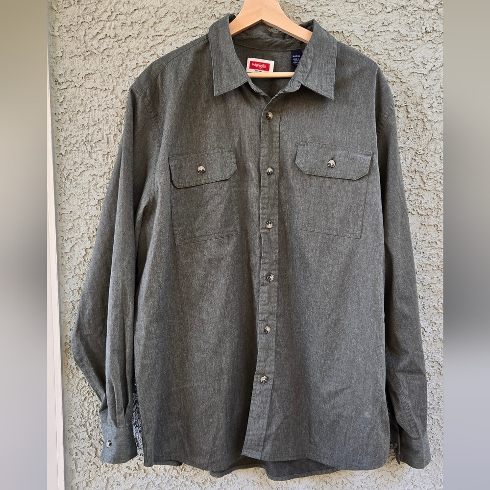 Wrangler Olive Green Button Down Shirt
